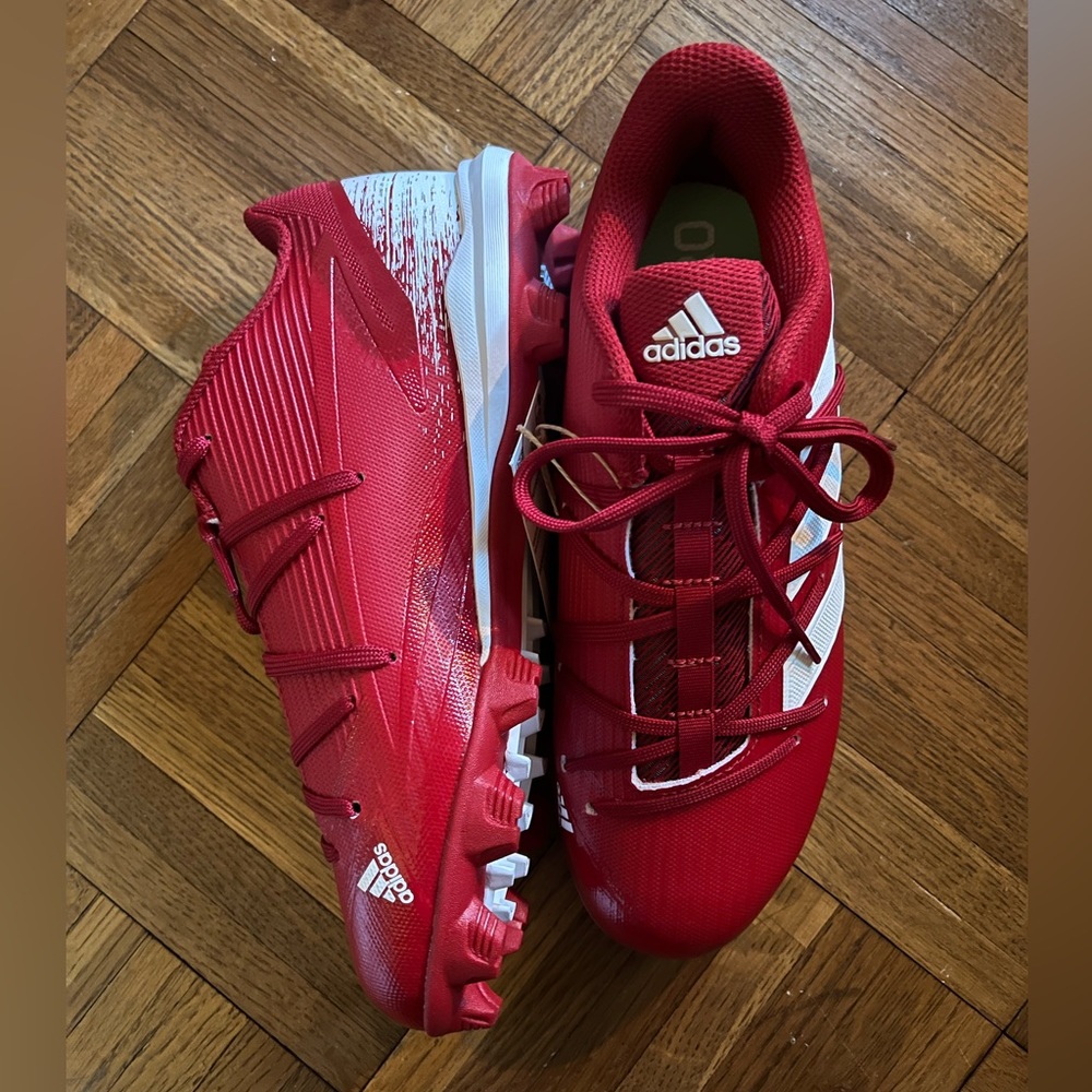Youth Adidas Afterburner baseball cleats.